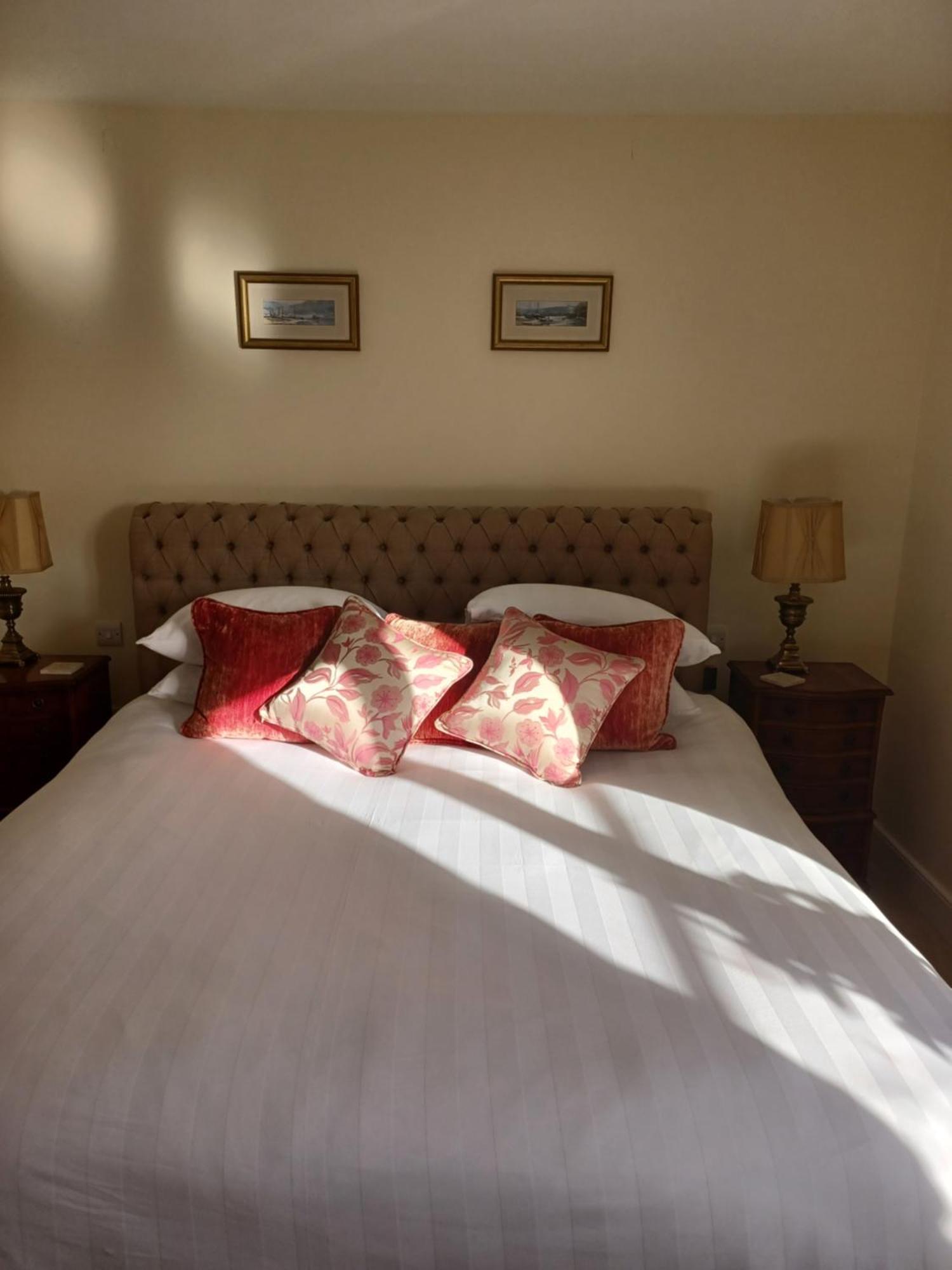 Rusling House Bed & Breakfast Butcombe ภายนอก รูปภาพ